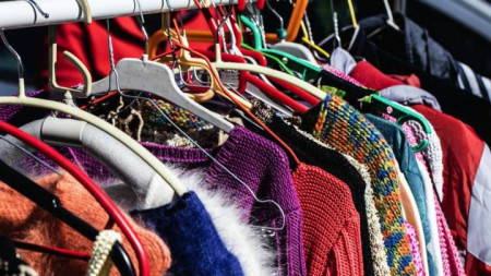 Crisis económica: doloroso mensaje del dueño de la marca de ropa que vendía sin intermediarios y liquida todo